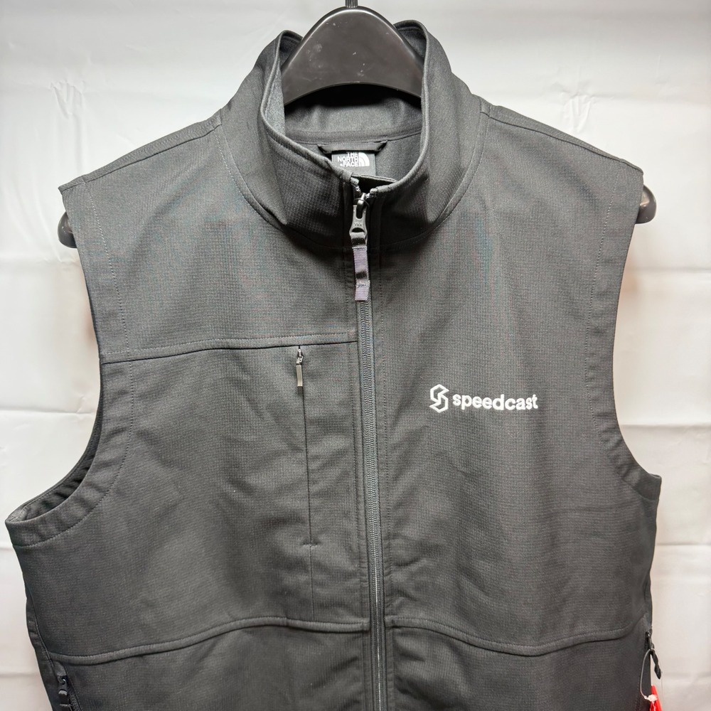 NWT The North Face Mens Castle Rock Soft Shell Vest Black Speedcast NF0A5542 L